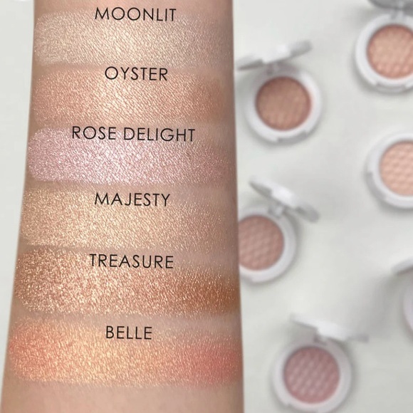 Seraphine Botanicals | Beaming Highlighter - Picture 3 of 6